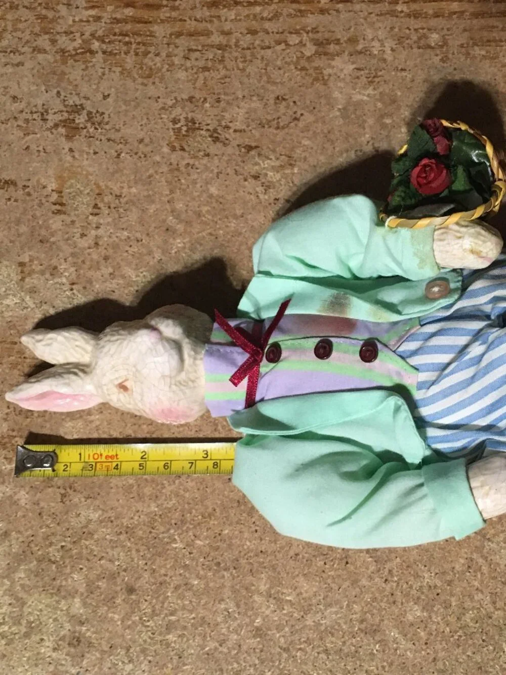 2002 AVON GIFT COLLECTION DAD BUNNY RABBIT SHELF SITTER HOLDING BASKET EASTER
